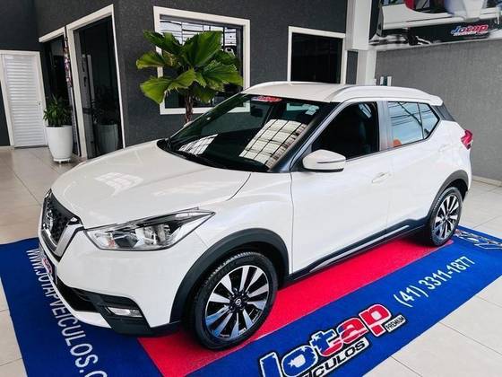 NISSAN MARCH 1.6 SV 16V FLEX 4P XTRONIC NISSAN MARCH 1.6 SV 16V FLEX 4P XTRONIC